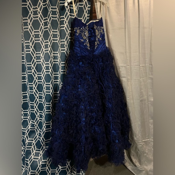 Navy blue prom dress - Picture 2 of 5